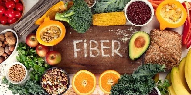 HIGH FIBER LOWERS BREAST CANCER RISK